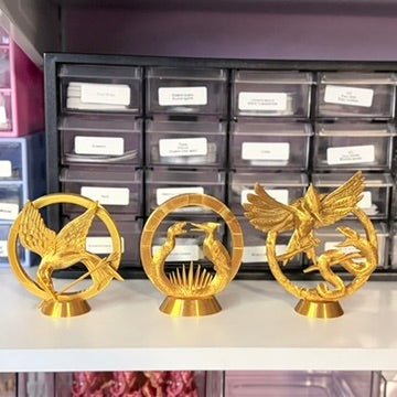 3d Printed Hunger Games Inspired Bookshelf Decor - Awfullynerdy.co