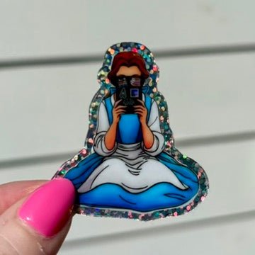 ACOTAR Inspired Princess with a Kindle Glitter Sticker - 2 inches - Awfullynerdy.co