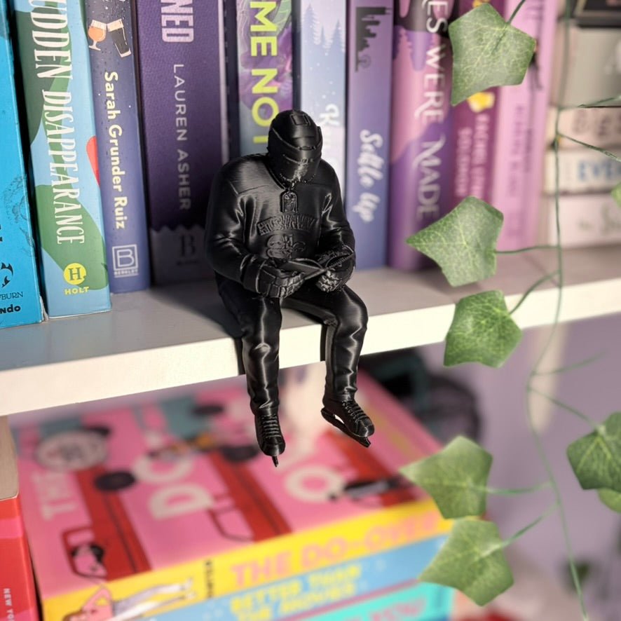 Hockey Player Reading a Book 3d Printed Bookshelf Decor - Awfullynerdy.co