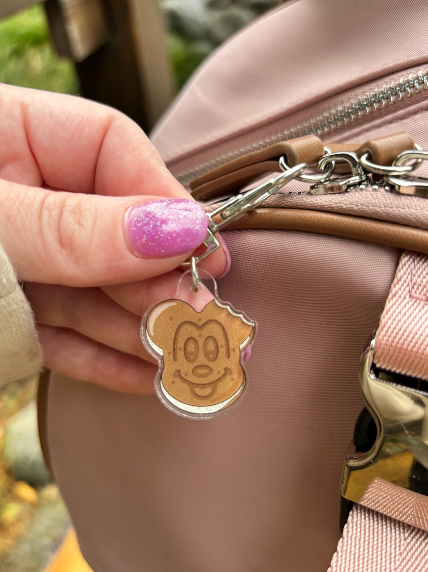 Ice Cream Dust Plug USB-C Hook - Awfullynerdy.co