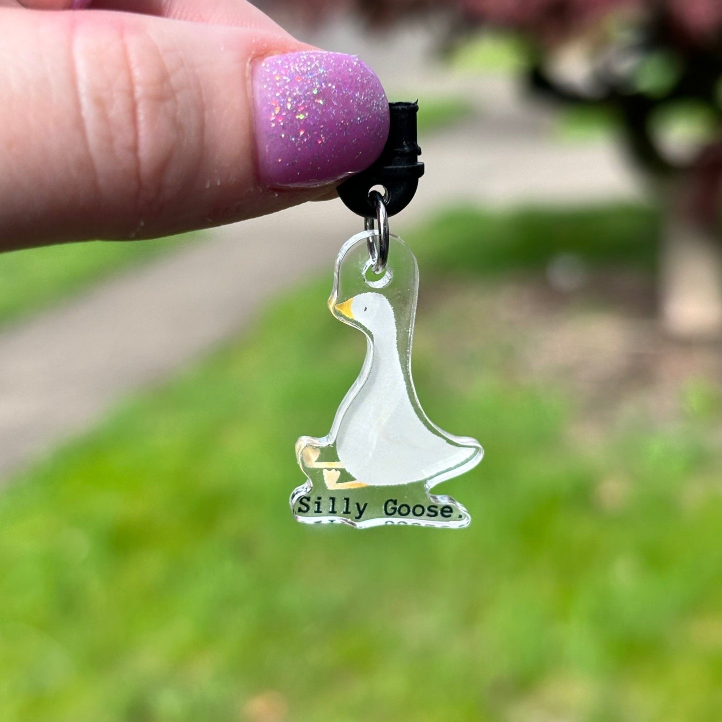 Silly Goose Dust Plug USB-C Hook - Awfullynerdy.co