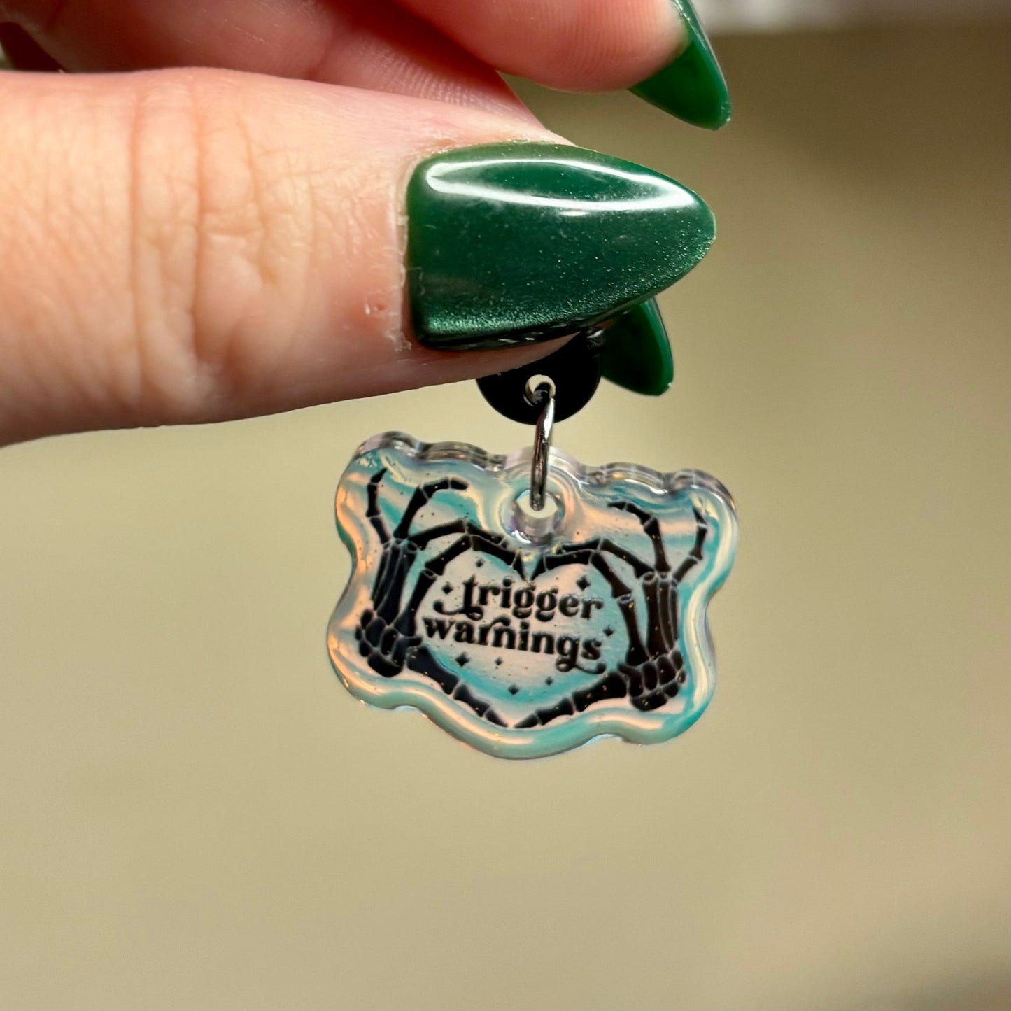 Trigger Warnings Smut Holographic Sparkle USB - C Dust Plug Kindle Charm - Awfullynerdy.co