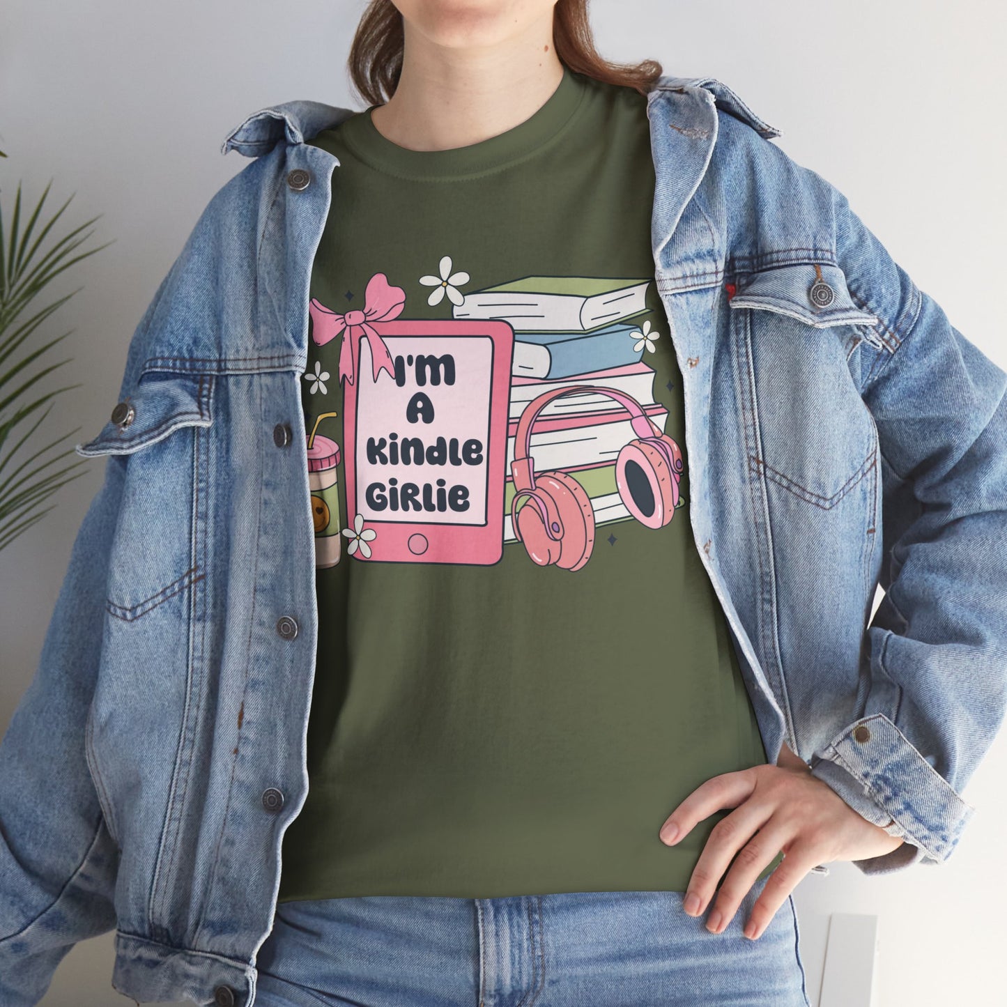 I'm a Kindle Girlie Gildan Unisex Heavy Cotton Tee