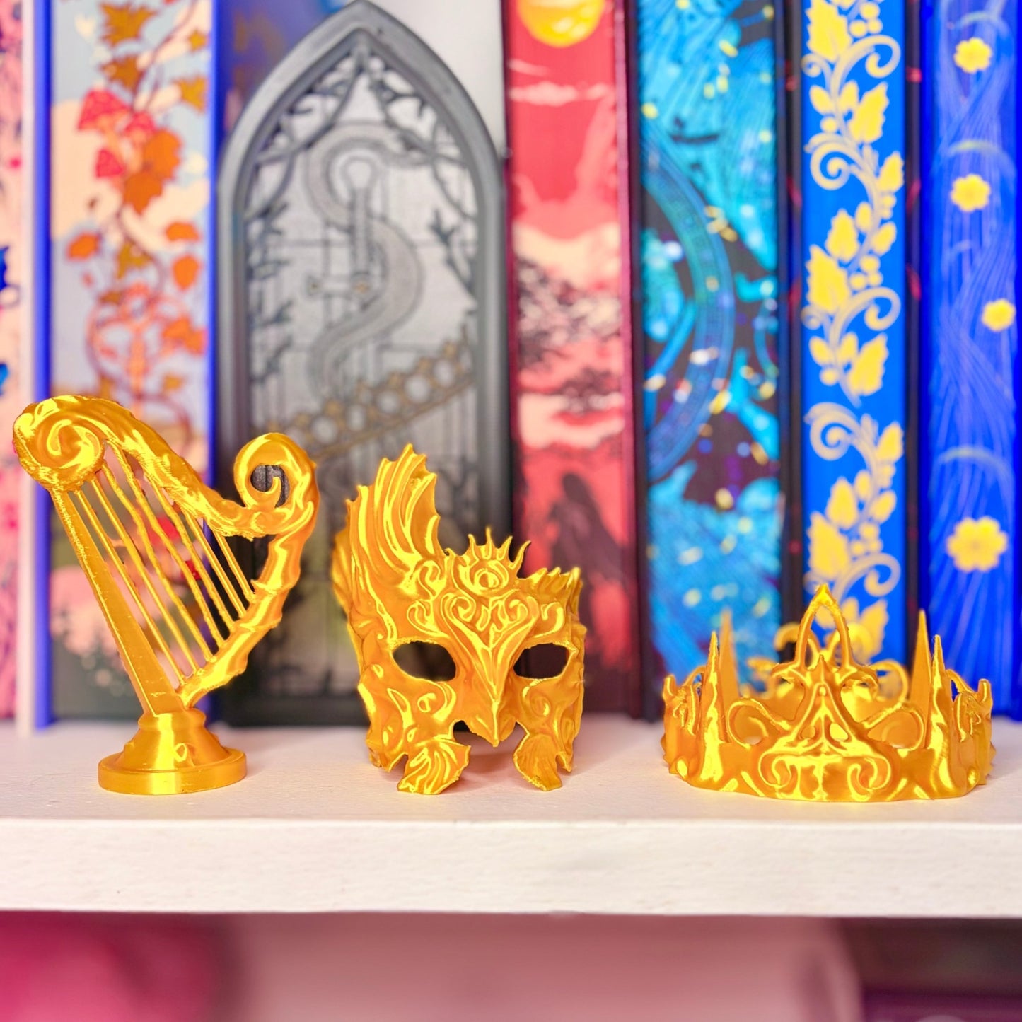 3d Printed ACOTAR Series Inspired Dread Trove Bookshelf Decor - Awfullynerdy.co