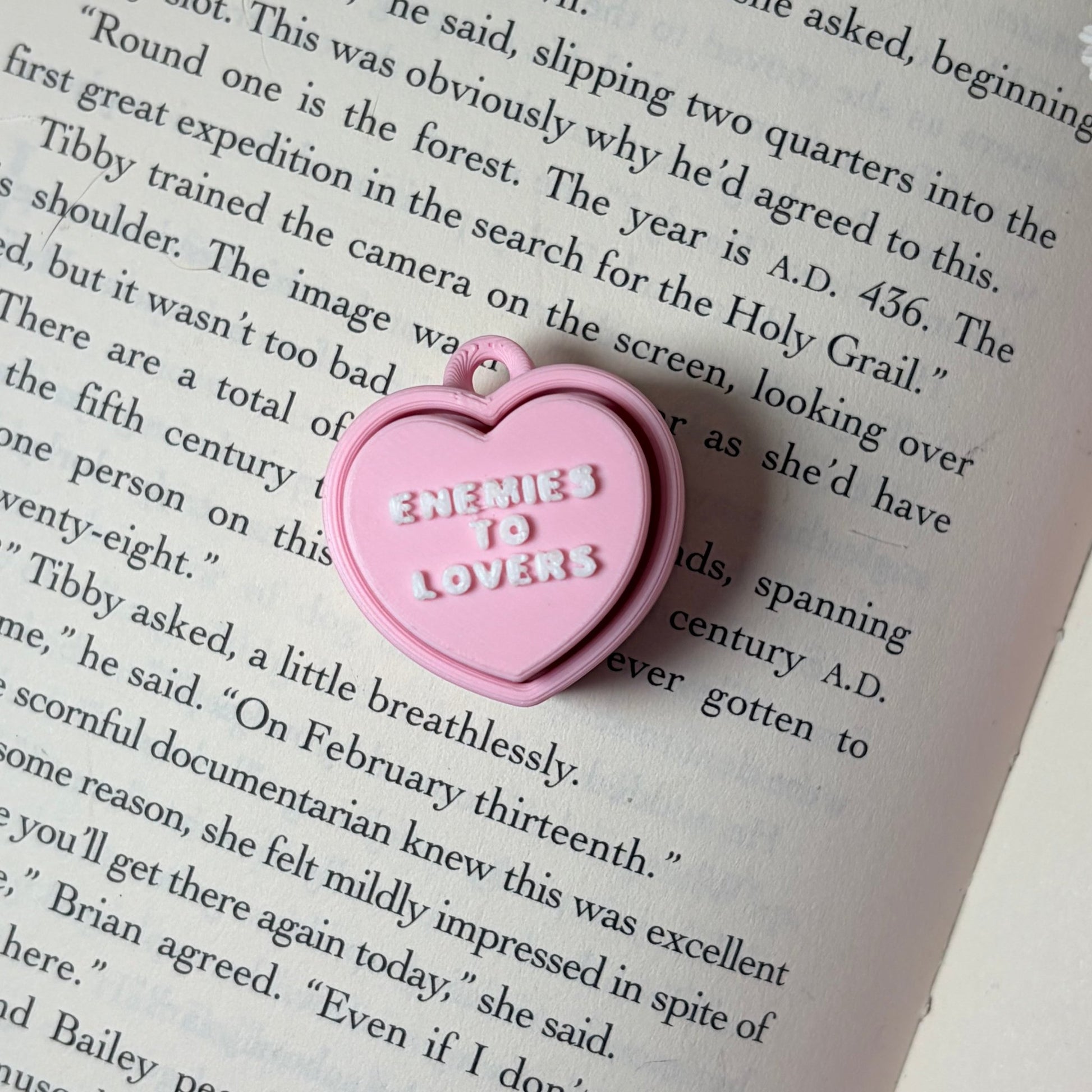 3d Printed Bookish Conversation Hearts Fidget Clicker - Multiple Options - Awfullynerdy.co