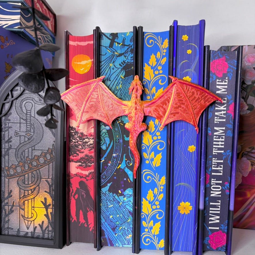 3d Printed Dragon Book Spine Hugger Bookshelf Decor - Awfullynerdy