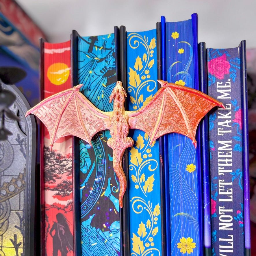 3d Printed Dragon Book Spine Hugger Bookshelf Decor - Awfullynerdy