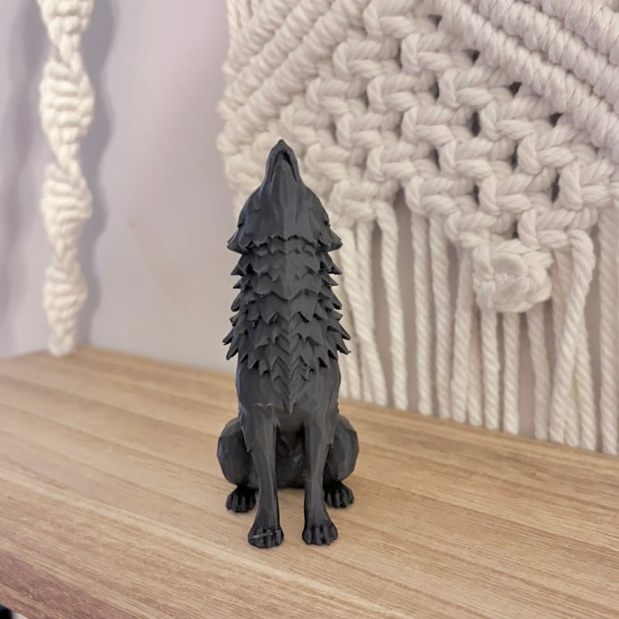 3d Printed Howling Wolf Decor - Awfullynerdy.co