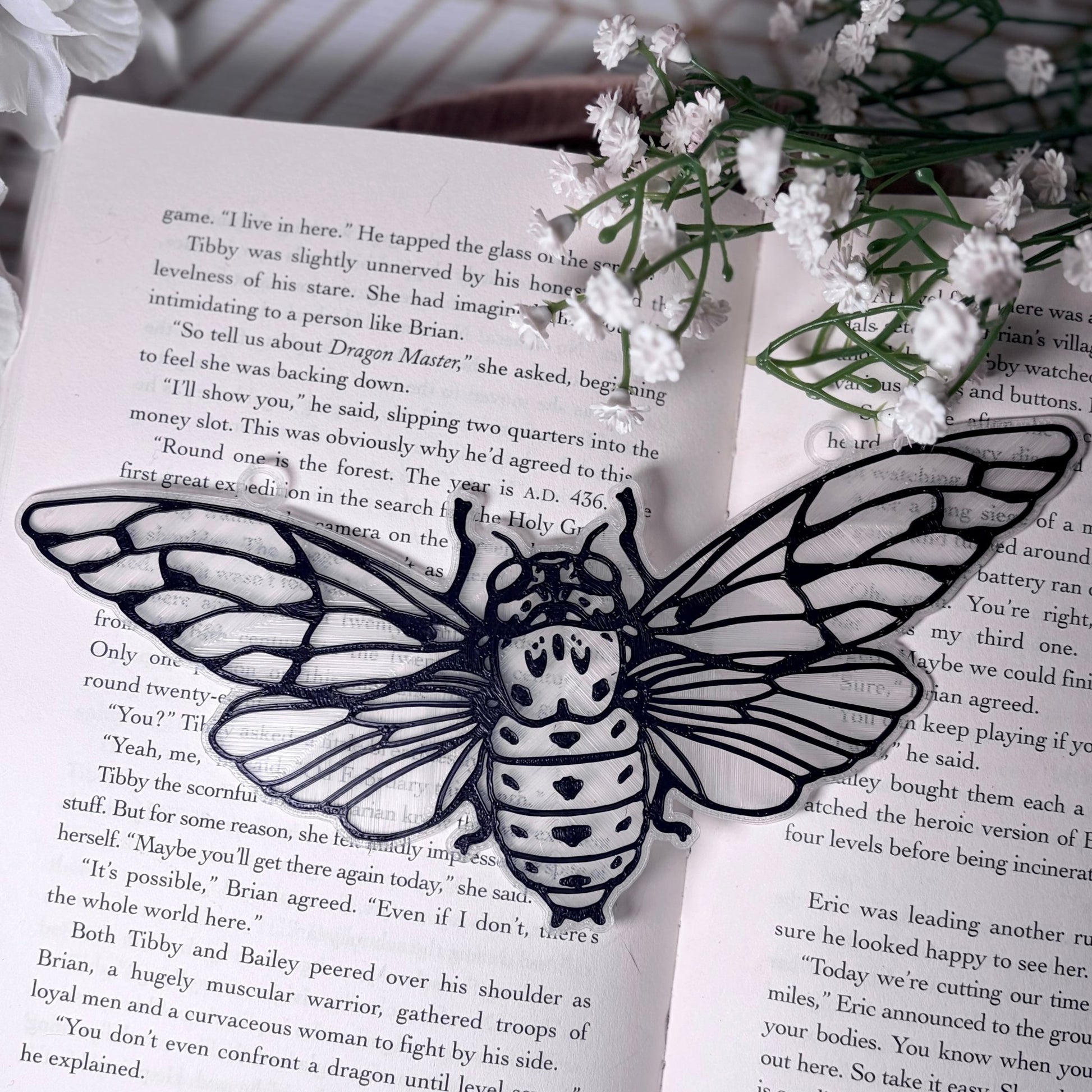 3D Printed Moth Suncatcher - 3 Versions - Awfullynerdy.co