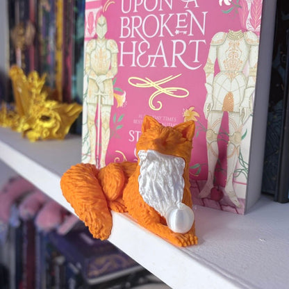 3d Printed Perchling OUABH Inspired Fox with Apple Bookshelf Decor - Awfullynerdy.co