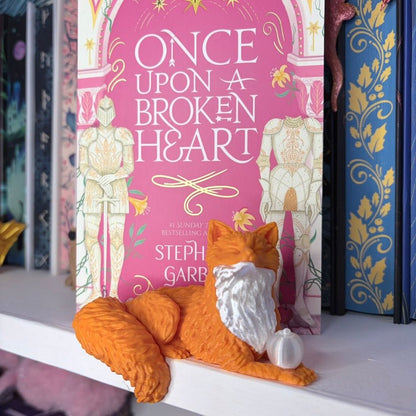 3d Printed Perchling OUABH Inspired Fox with Apple Bookshelf Decor - Awfullynerdy.co