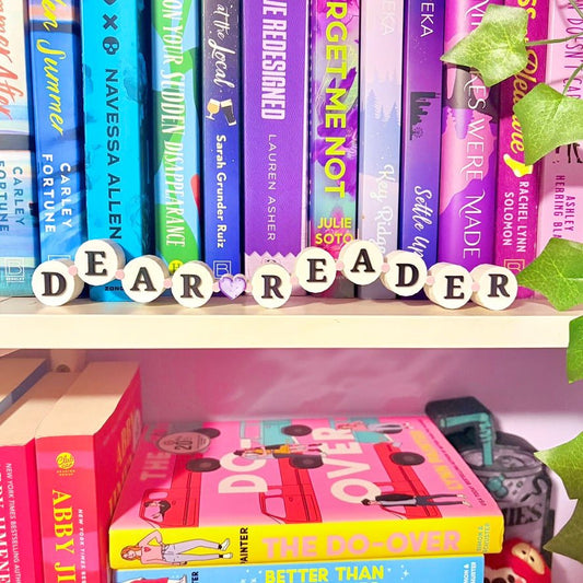 3d Printed Shelf Friendship Bracelet Sign - "Dear Reader" - Awfullynerdy.co