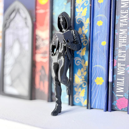 Man Reading Bookshelf Buddy Decor