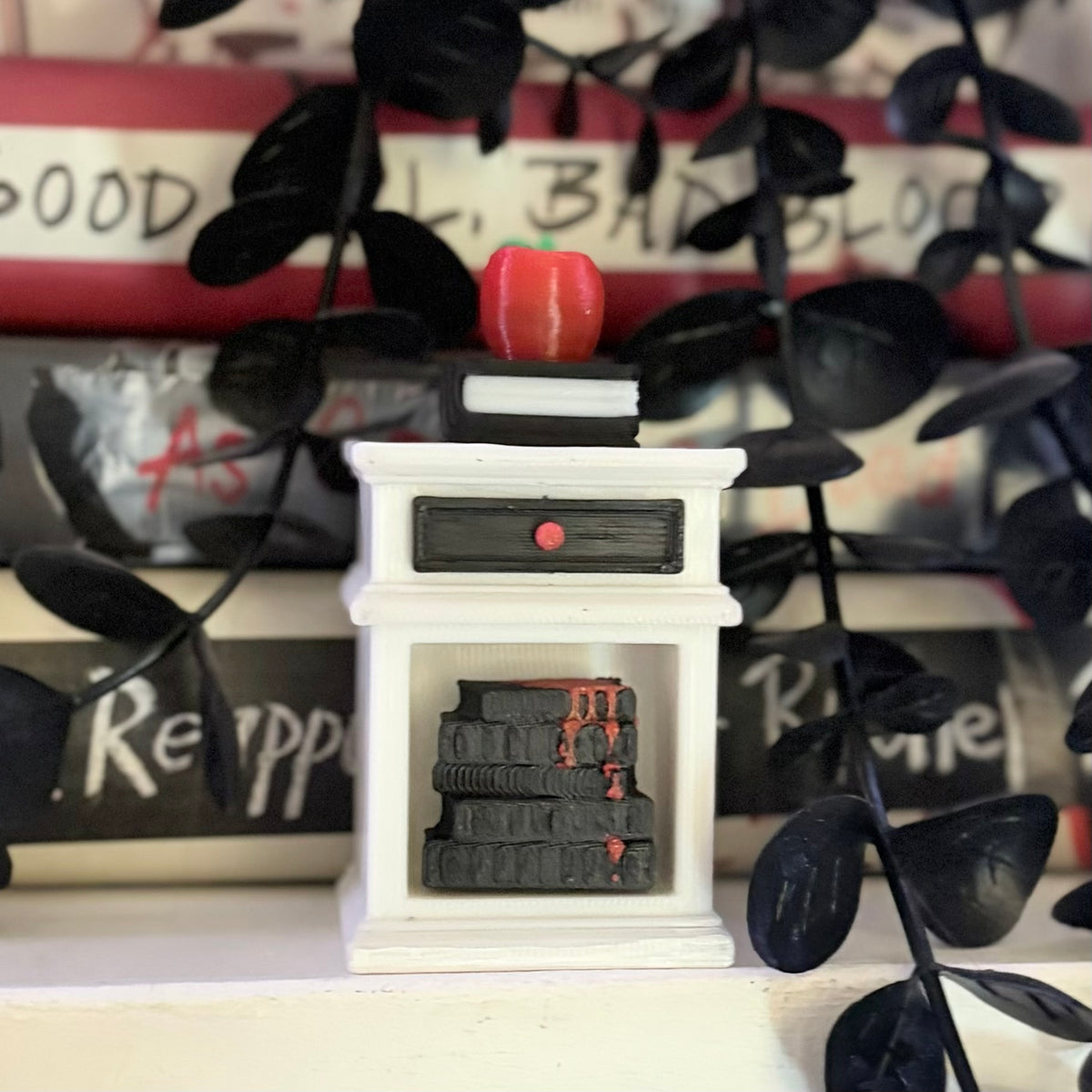 3d Printed Bookshelf Fidget Clicker