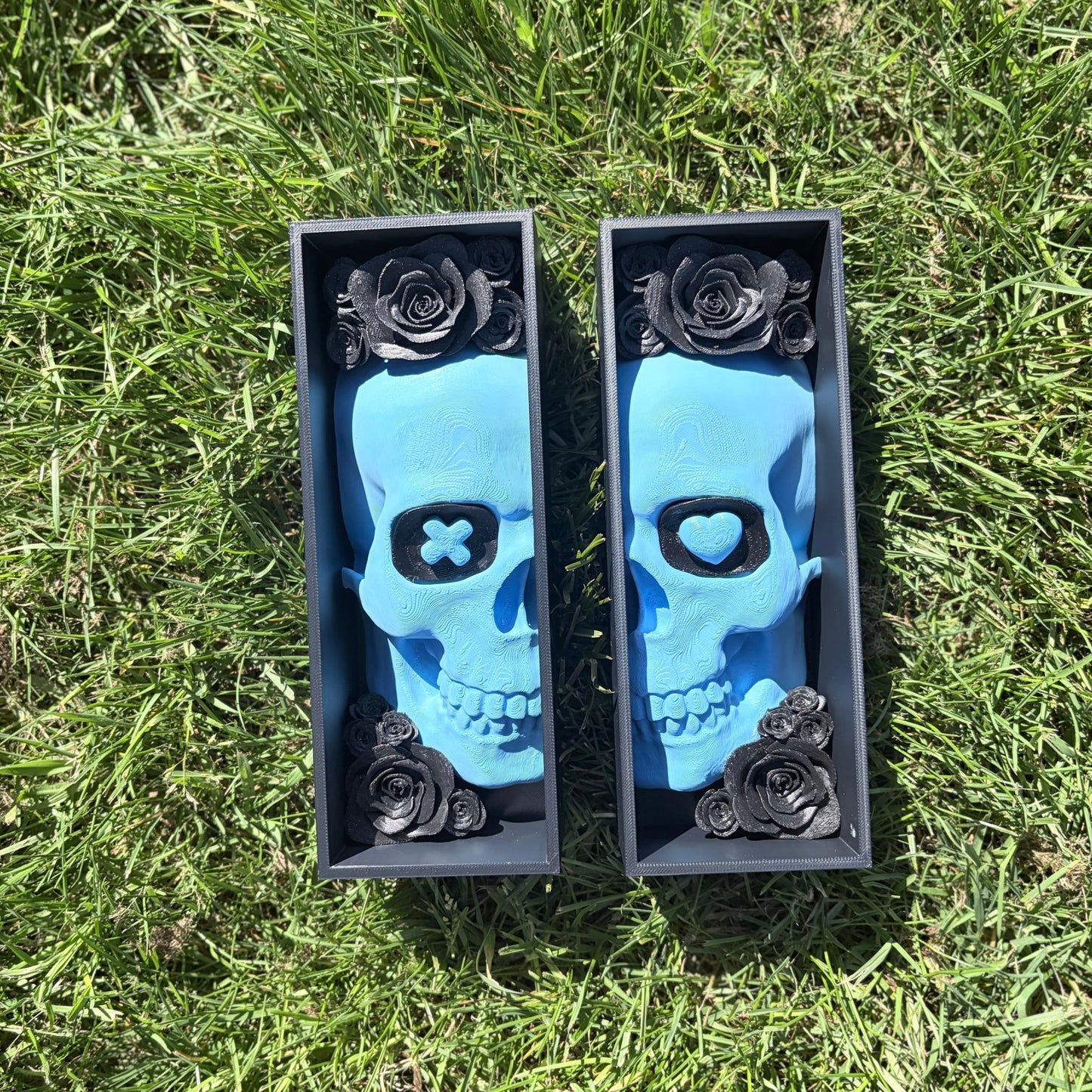 Blue Skull Sparkle Rose Book Nook - Awfullynerdy.co