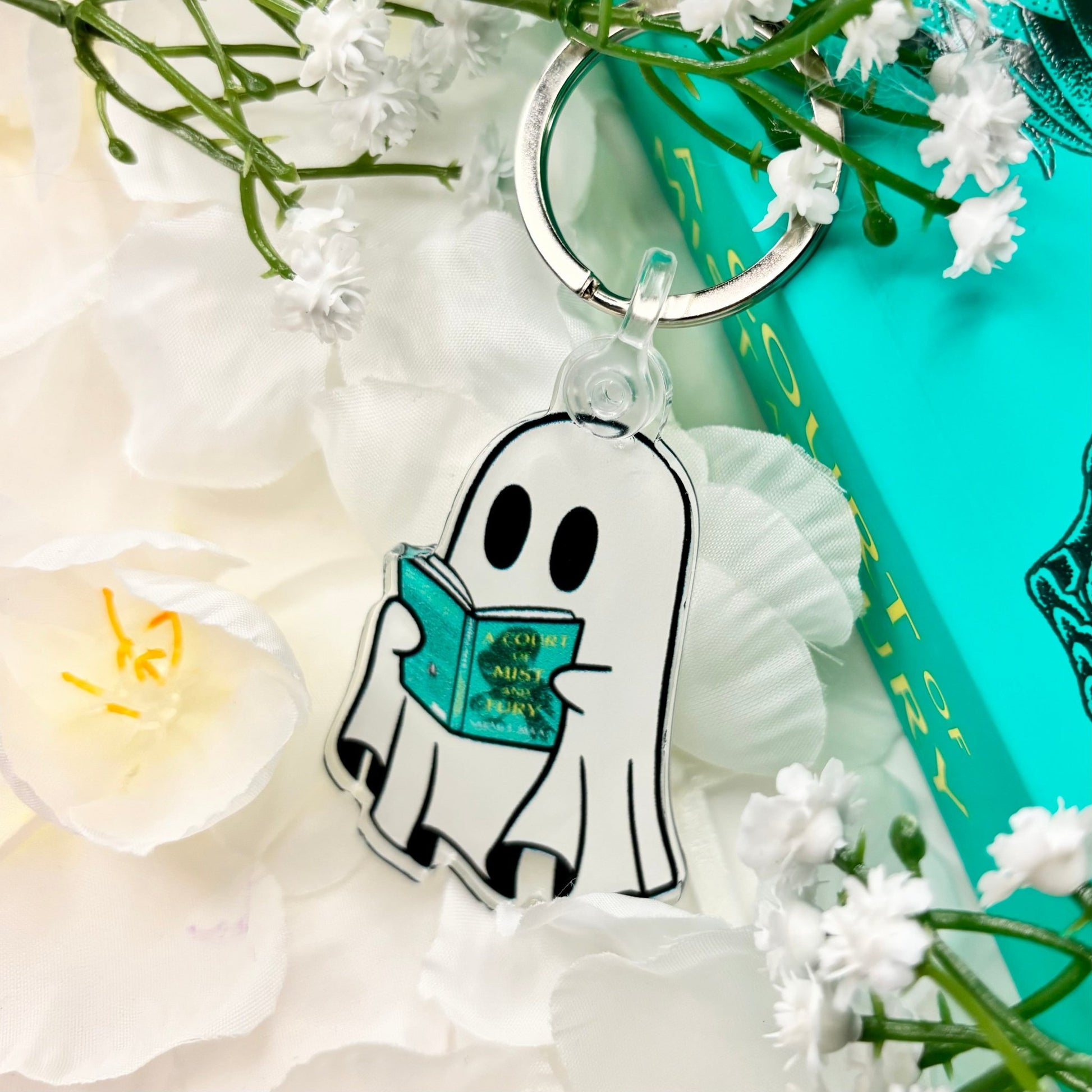 Ghost Reading A Court if Mist and Fury Keychain - Awfullynerdy.co