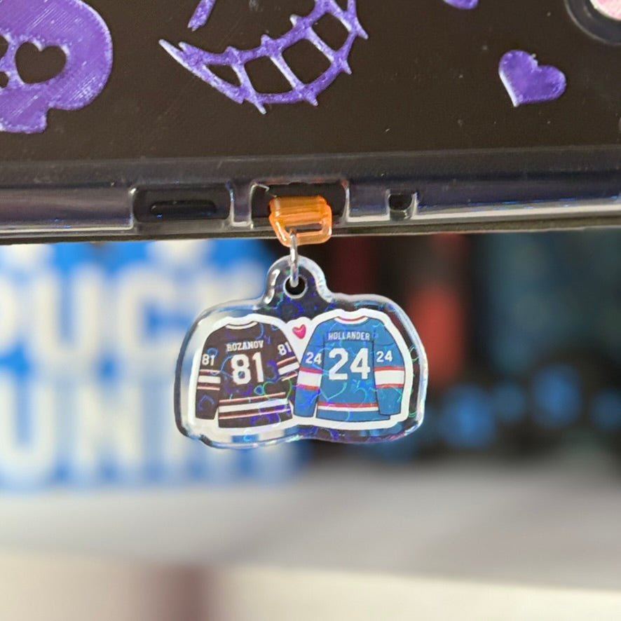 Hockey Boys USB - C Kindle Charm - Awfullynerdy.co