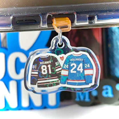 Hockey Boys USB - C Kindle Charm - Awfullynerdy.co