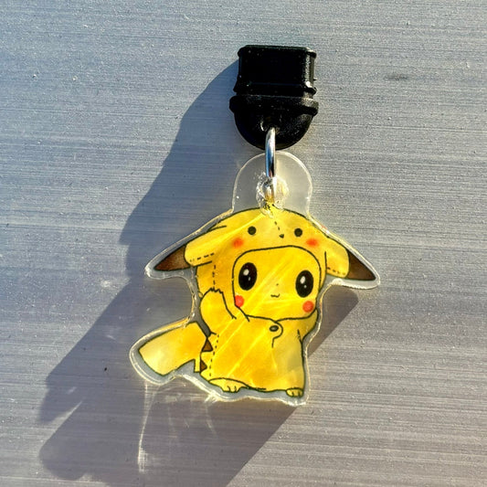 Pika in Costume Kindle Charm Hook USB - C - Awfullynerdy.co