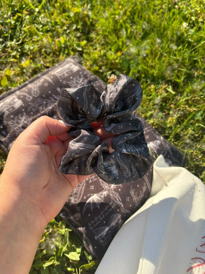 Roamntasy Inspired Bookish Scrunchie - Awfullynerdy.co