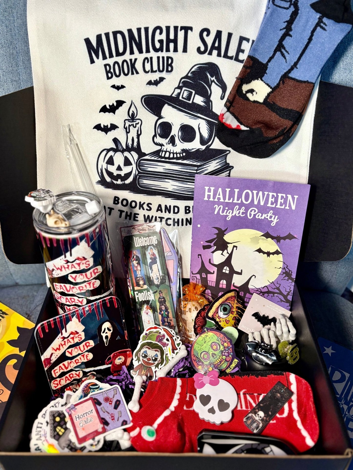 🔥 Smut Lovers Bookish Blind Box | Spicy Tote, Tumbler, Bookmarks, Stickers & More - Awfullynerdy.co