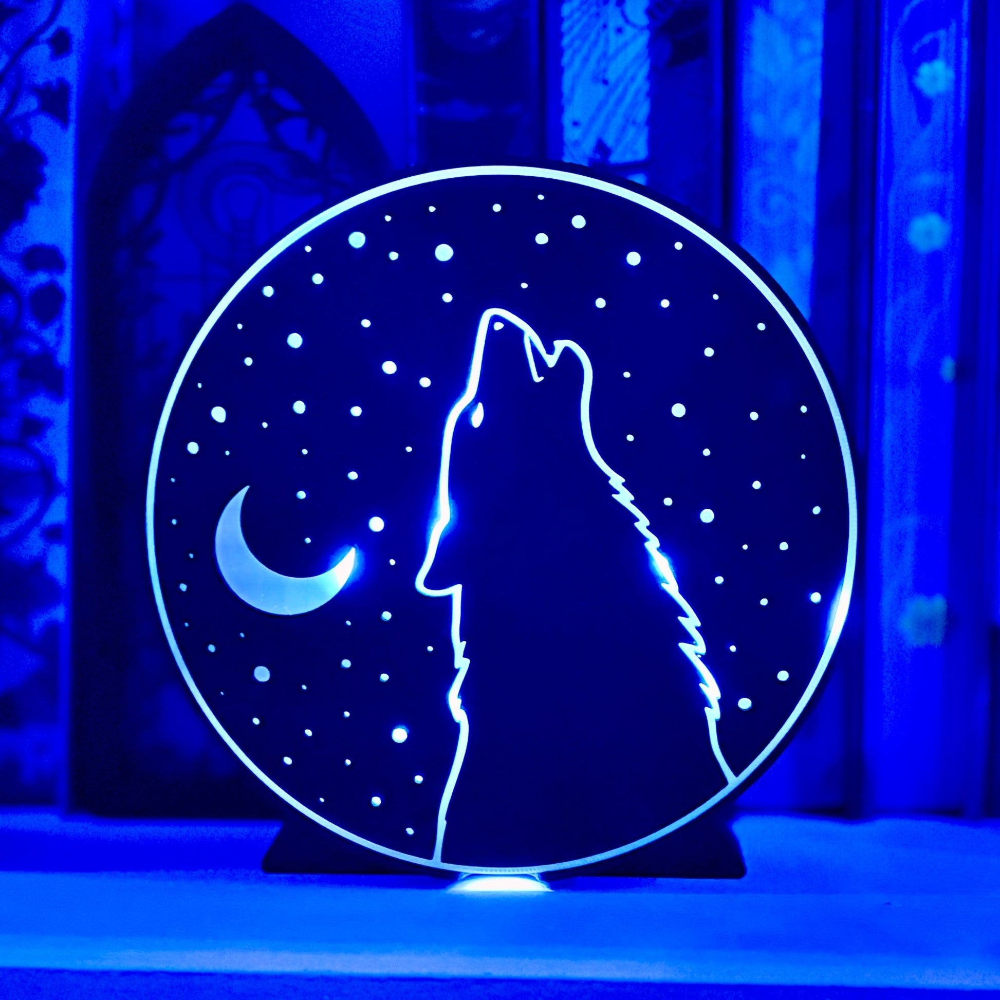 Wolf Moon and Stars Light Up Book Nook - Awfullynerdy.co