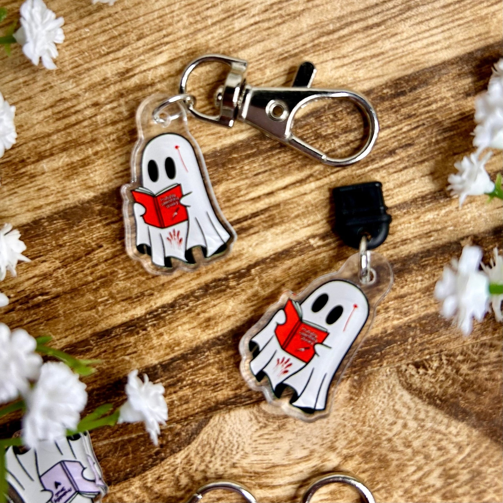 Probably Something Spooky Ghost Dust Plug USB-C - Awfullynerdy.co